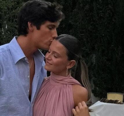 Así es el vestido de novia de Bea Gimeno para su boda con Nacho, hijo de Emilio Aragón: un original dos piezas con significado oculto